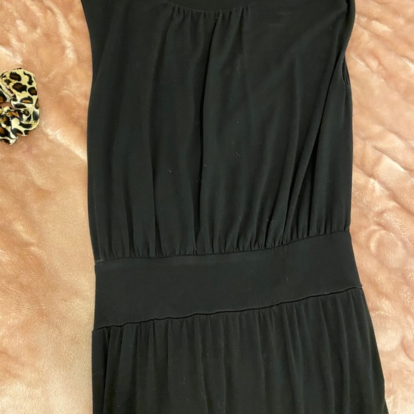 Long black dress with slits - Picture 5 of 5